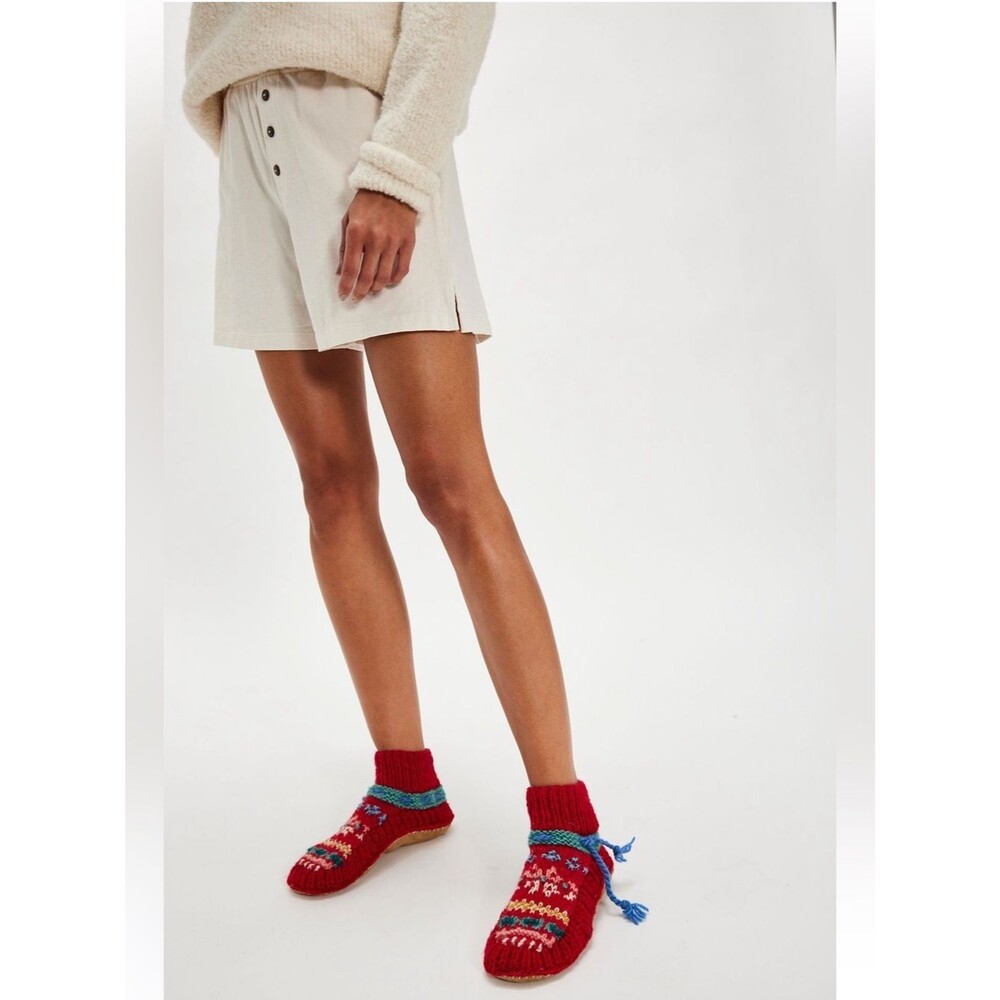 Free People Frosty Friends Slipper Socks Size S-M NWT